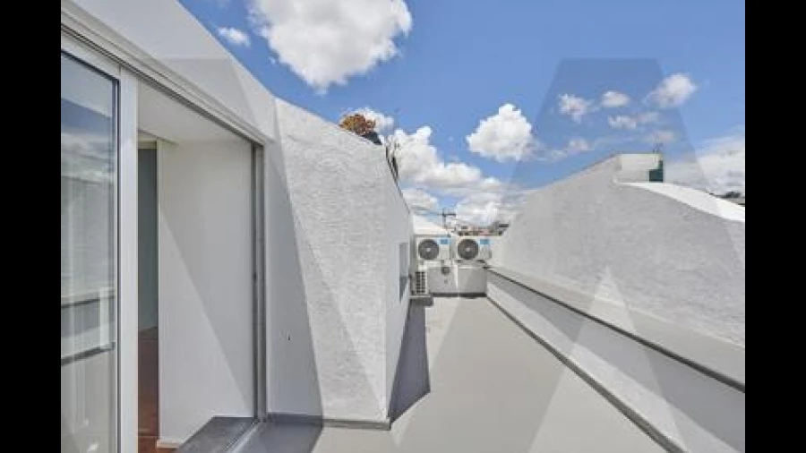 Apartamento T1 para Arrendamento em Avenidas Novas
