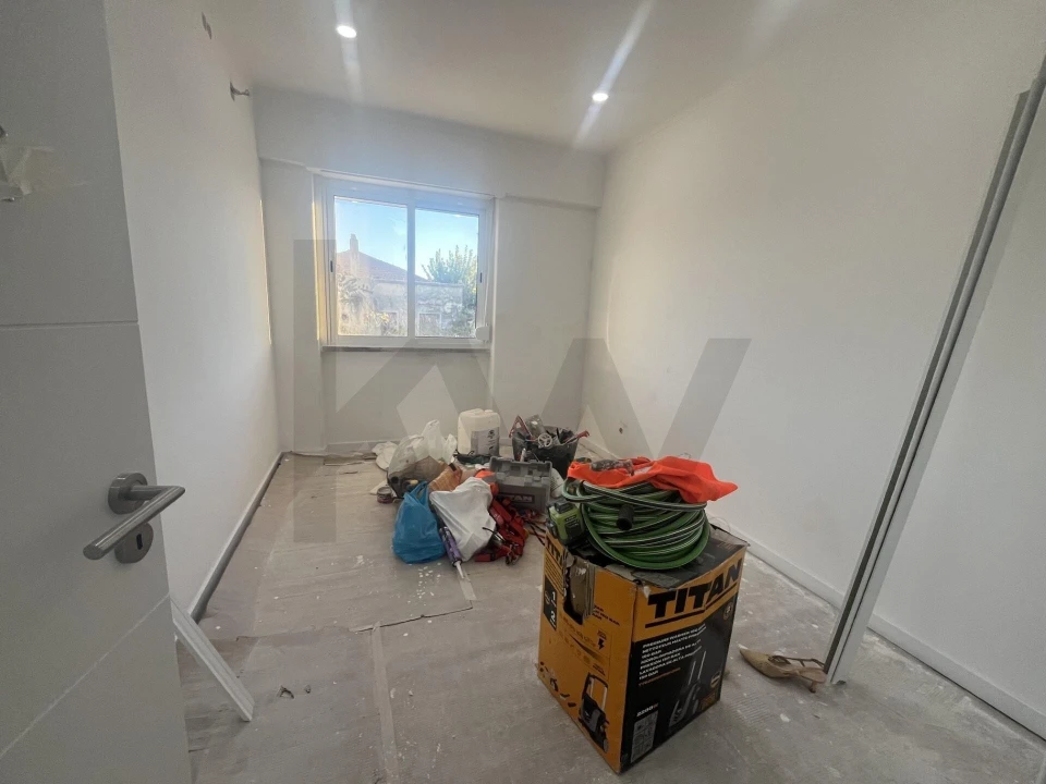 Apartamento T3 para Venda em Venteira Foto 7