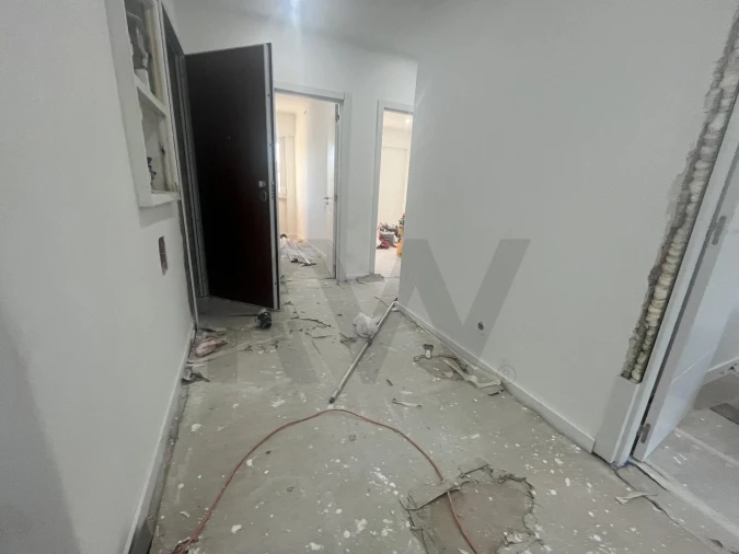Apartamento T3 para Venda em Venteira Foto 2