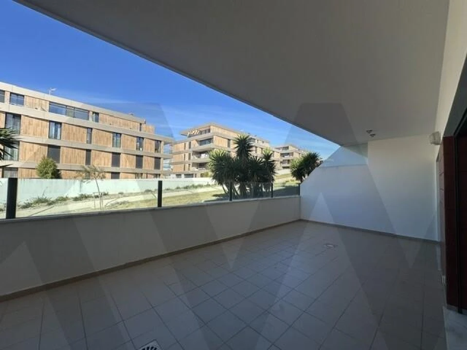 Apartamento T1 para Arrendamento em Ericeira Foto 5