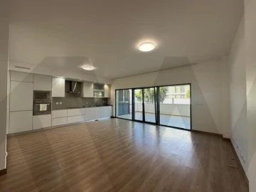 Apartamento T1 para Arrendamento em Ericeira