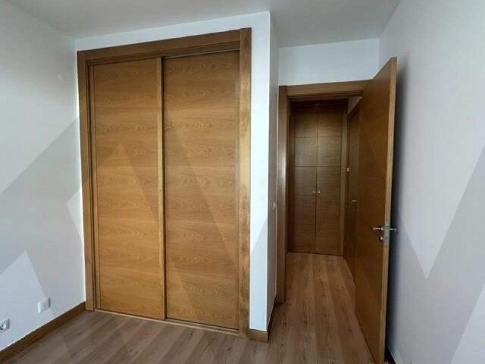 Apartamento T1 para Arrendamento em Ericeira Foto 10