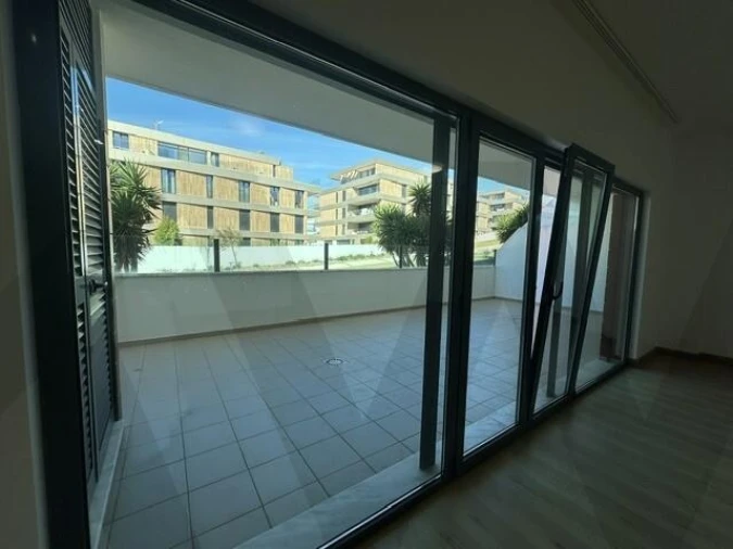 Apartamento T1 para Arrendamento em Ericeira Foto 4