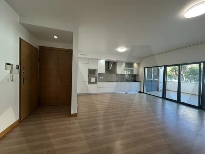 Apartamento T1 para Arrendamento em Ericeira Foto 3