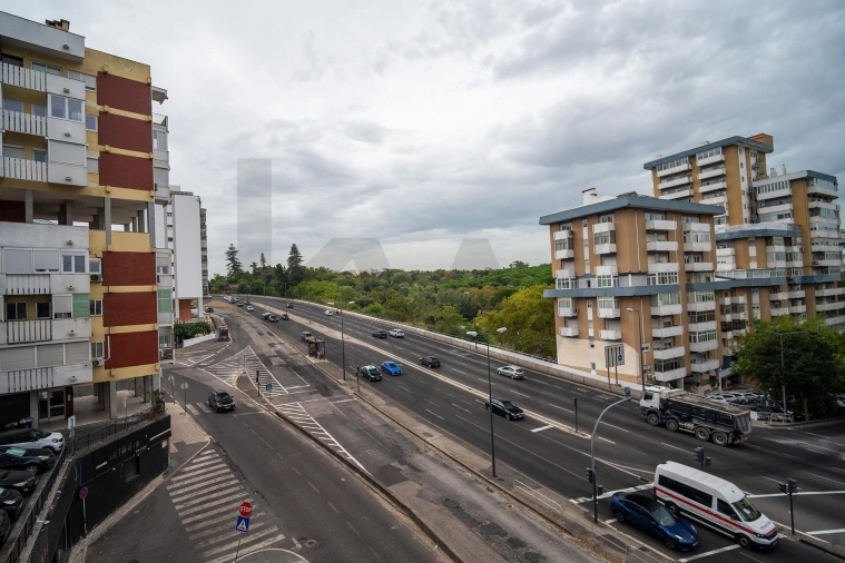 Apartamento T2 para Venda em Lumiar Foto 32
