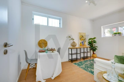 Apartamento T1 para Venda em Algés, Linda-A-Velha e Cruz Quebrada-Dafundo