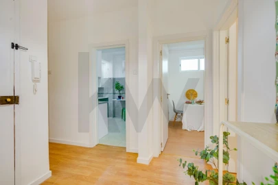 Apartamento T1 para Venda em Algés, Linda-A-Velha e Cruz Quebrada-Dafundo