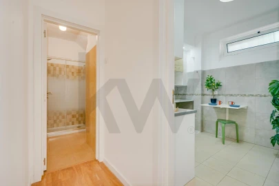 Apartamento T1 para Venda em Algés, Linda-A-Velha e Cruz Quebrada-Dafundo