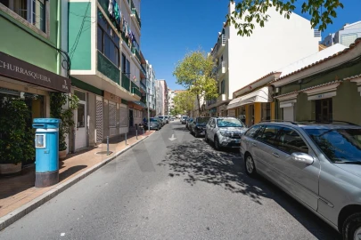 Apartamento T1 para Venda em Algés, Linda-A-Velha e Cruz Quebrada-Dafundo
