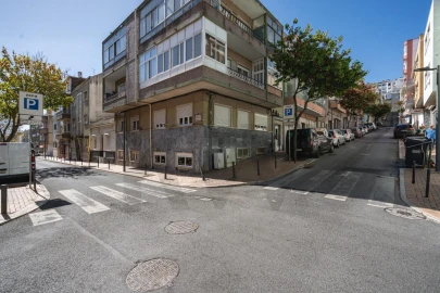 Apartamento T1 para Venda em Algés, Linda-A-Velha e Cruz Quebrada-Dafundo