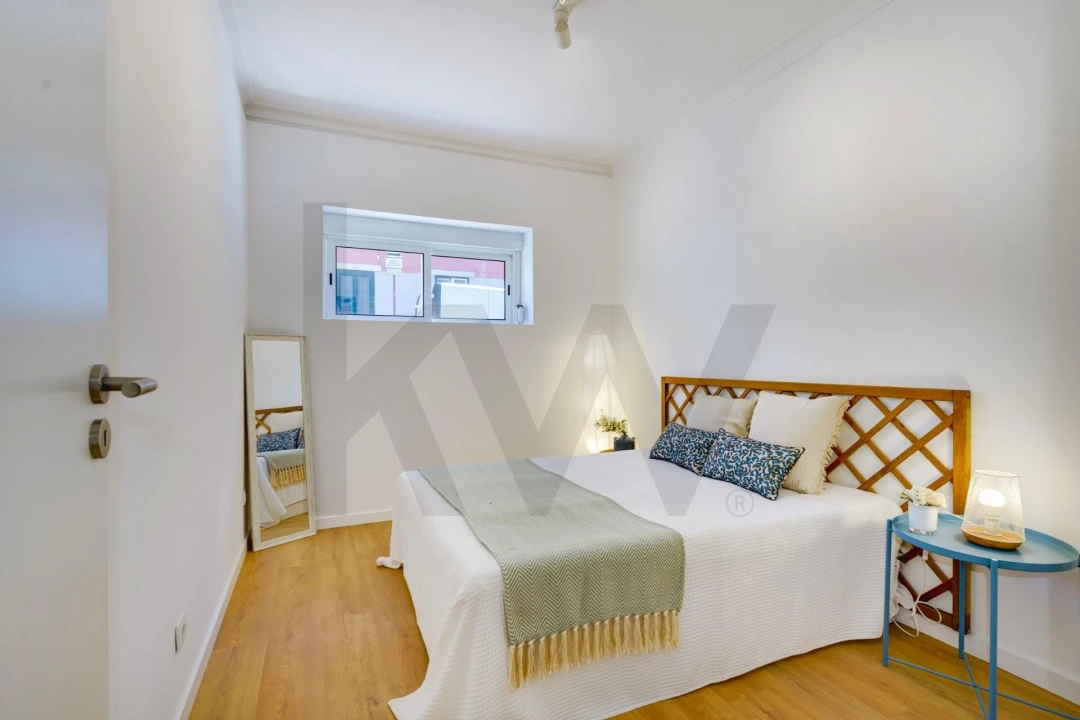 Apartamento T1 para Venda em Algés, Linda-A-Velha e Cruz Quebrada-Dafundo Foto 2
