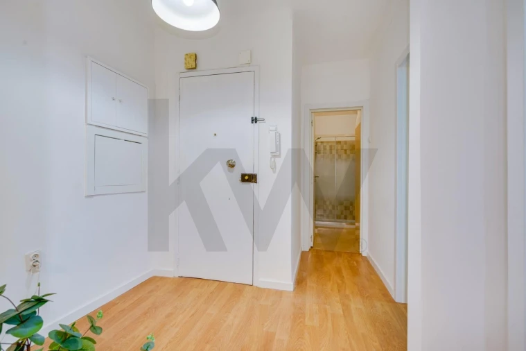 Apartamento T1 para Venda em Algés, Linda-A-Velha e Cruz Quebrada-Dafundo Foto 11