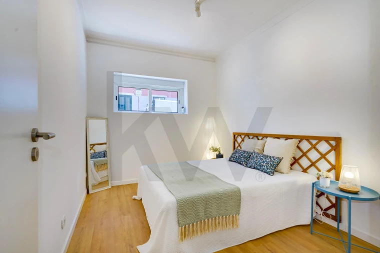 Apartamento T1 para Venda em Algés, Linda-A-Velha e Cruz Quebrada-Dafundo Foto 2