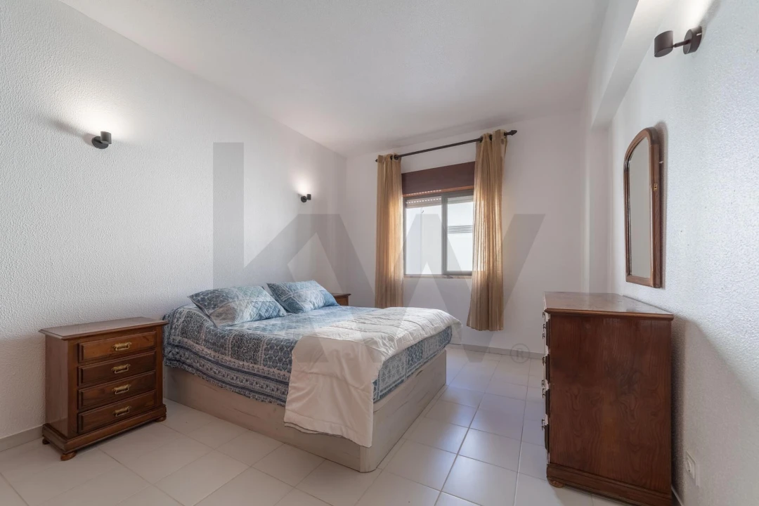Apartamento T1 para Venda em Albufeira e Olhos de Água Foto 13