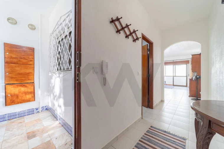 Apartamento T1 para Venda em Albufeira e Olhos de Água Foto 10