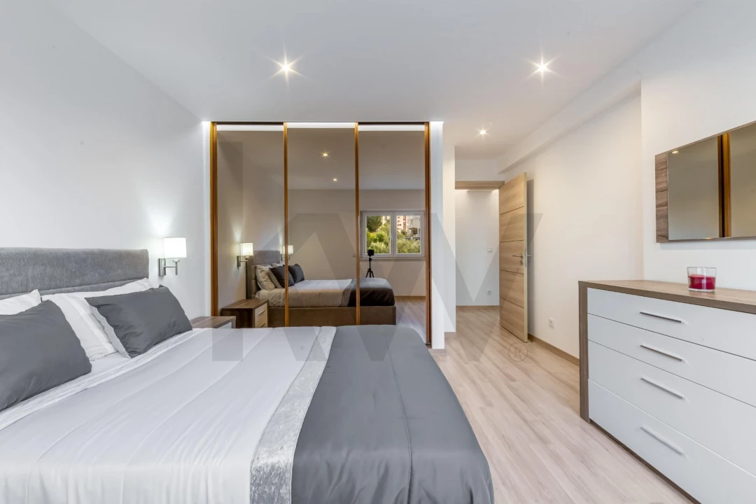 Apartamento T2 para Venda em Massamá e Monte Abraão Foto 8
