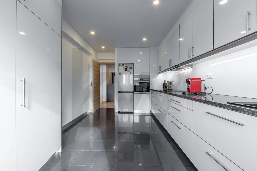 Apartamento T2 para Venda em Massamá e Monte Abraão Foto 5