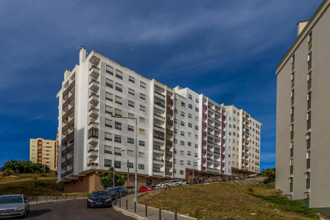 Apartamento T2 para Venda em Massamá e Monte Abraão Foto 12
