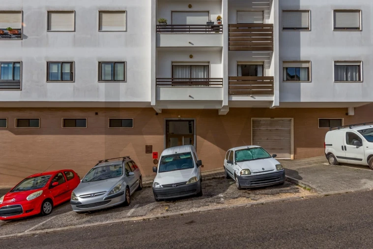 Apartamento T2 para Venda em Massamá e Monte Abraão Foto 13