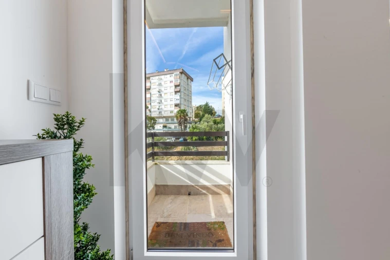 Apartamento T2 para Venda em Massamá e Monte Abraão Foto 3