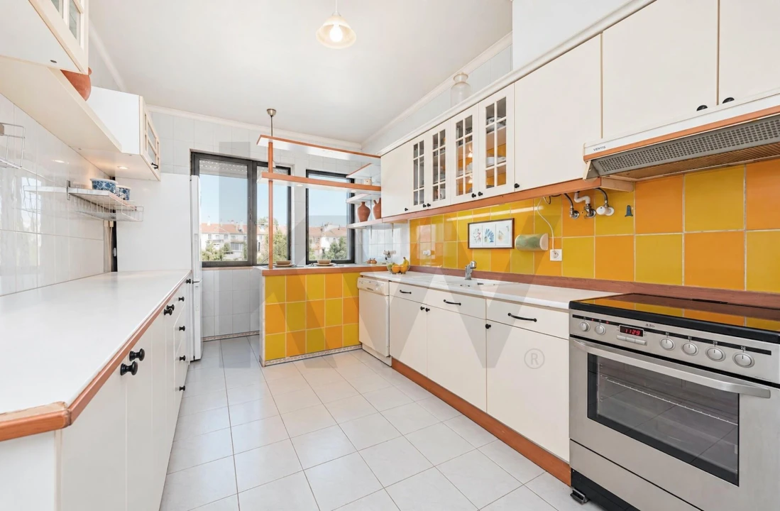Apartamento T2 para Venda em Avenidas Novas Foto 20