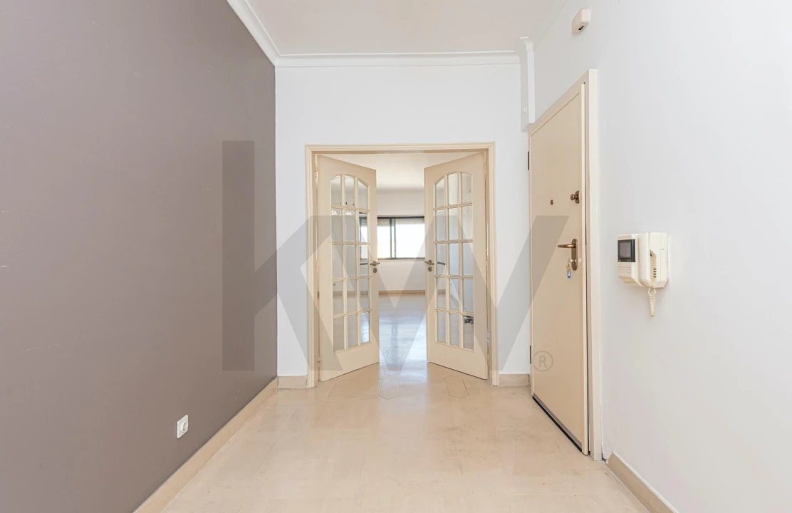 Apartamento T2 para Venda em Avenidas Novas Foto 6