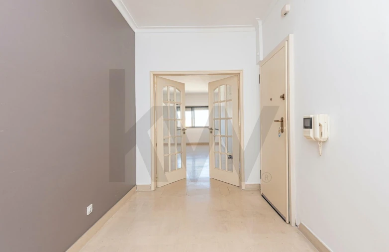 Apartamento T2 para Venda em Avenidas Novas Foto 6