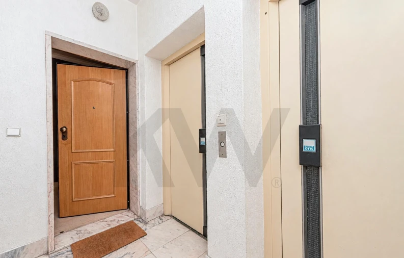 Apartamento T2 para Venda em Avenidas Novas Foto 23