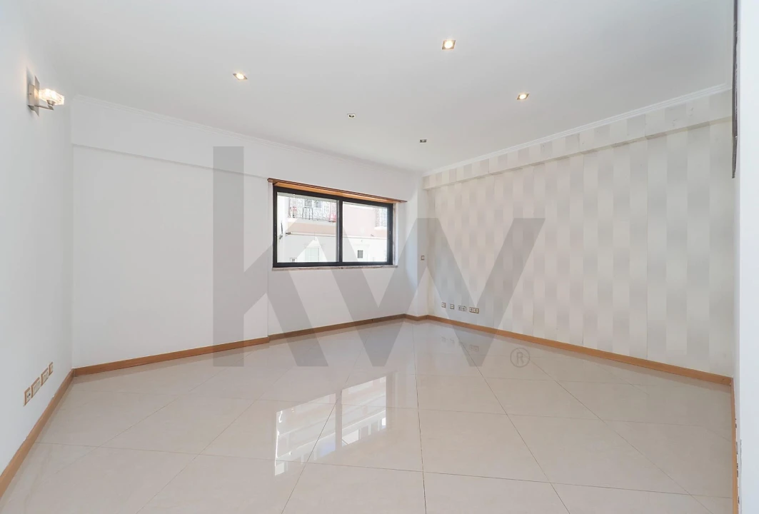 Apartamento T2 para Venda em São Vicente Foto 15