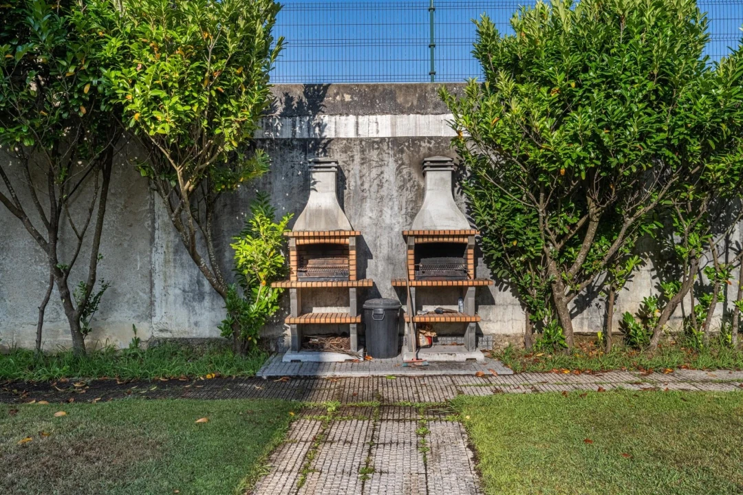 Apartamento T2 para Arrendamento em Madalena Foto 6