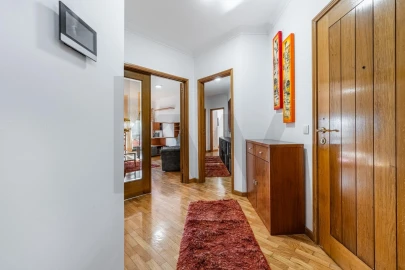 Apartamento T2 para Arrendamento em Madalena