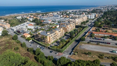 Apartamento T2 para Arrendamento em Madalena