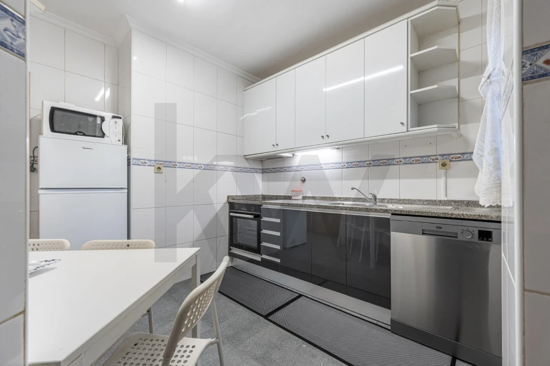 Apartamento T2 para Arrendamento em Madalena Foto 13