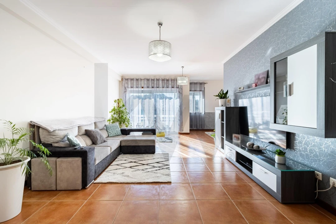 Apartamento T3 para Venda em Escapães Foto 1