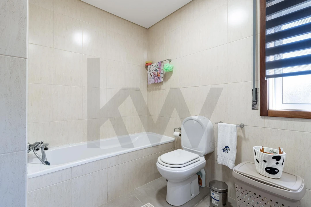 Apartamento T3 para Venda em Escapães Foto 25