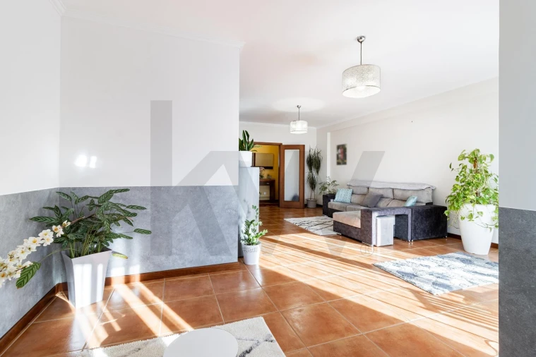 Apartamento T3 para Venda em Escapães Foto 5
