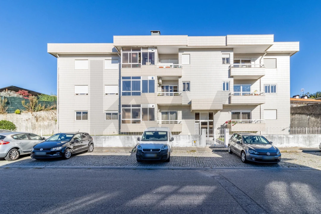 Apartamento T3 para Venda em Escapães Foto 26