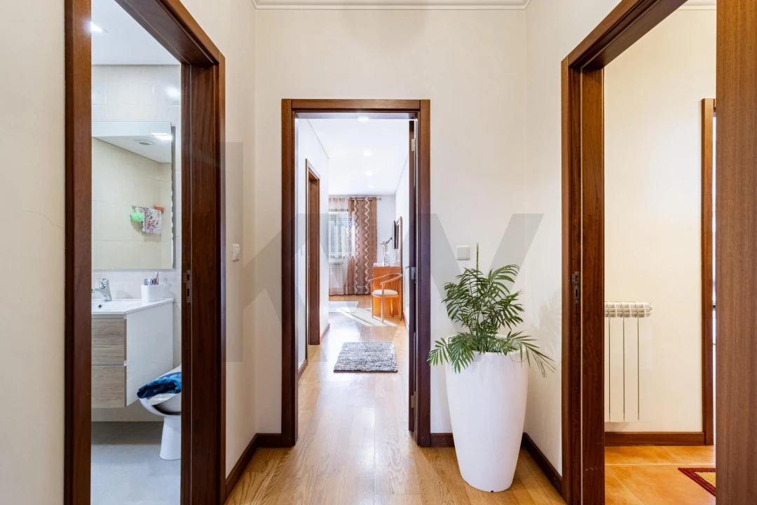 Apartamento T3 para Venda em Escapães Foto 14