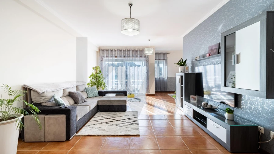 Apartamento T3 para Venda em Escapães