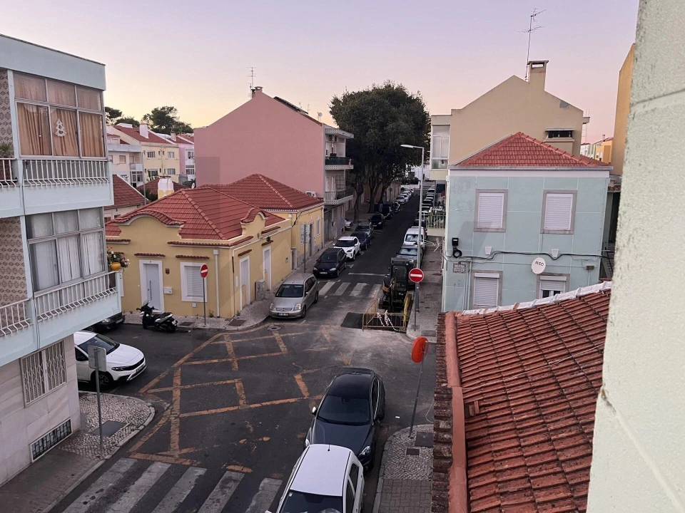 Apartamento T2 para Venda em Falagueira-Venda Nova Foto 1