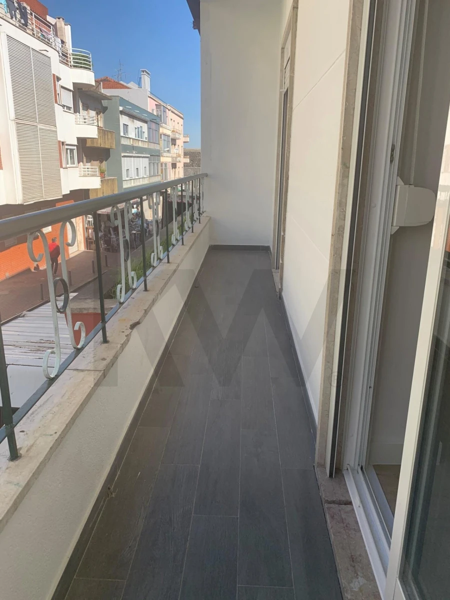 Apartamento T2 para Venda em Falagueira-Venda Nova Foto 8