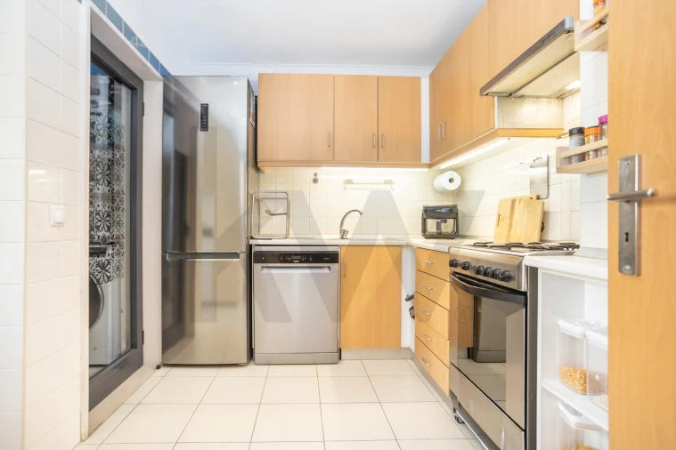 Apartamento T2 para Venda em Santa Clara Foto 2