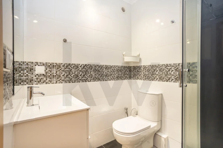 Apartamento T2 para Venda em Santa Clara Foto 24