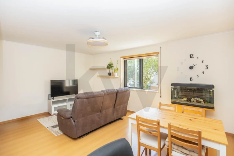 Apartamento T2 para Venda em Santa Clara Foto 10