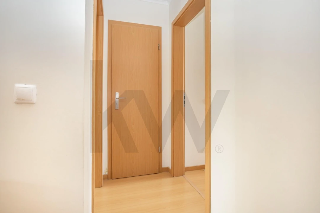 Apartamento T2 para Venda em Santa Clara Foto 8