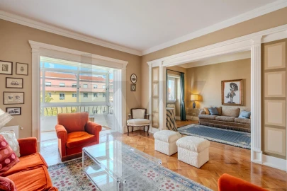 Apartamento T6 para Venda em Areeiro