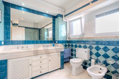 Apartamento T6 para Venda em Areeiro