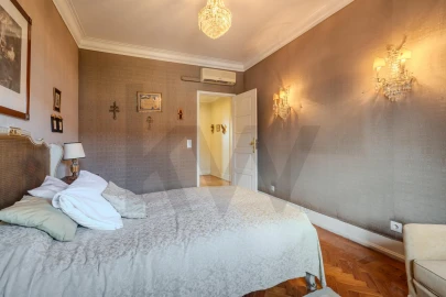 Apartamento T6 para Venda em Areeiro