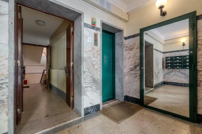 Apartamento T6 para Venda em Areeiro