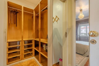 Apartamento T6 para Venda em Areeiro